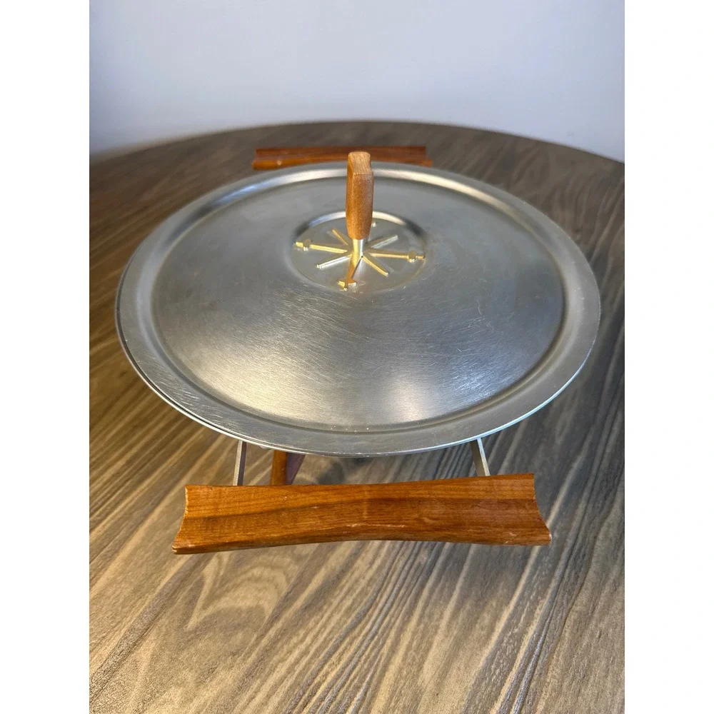 Vintage Mirro Medallion Chafing Dish MCM 10in Silver Wood Starburst Serving Set